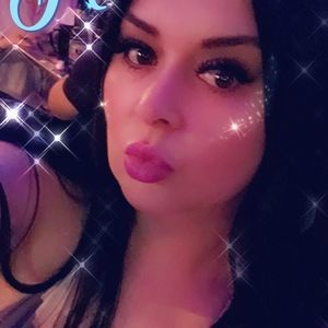 Meet your Posher, Isabel